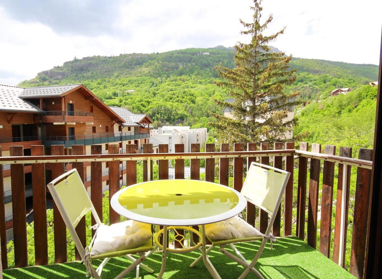 Coquet Appartement Type 2 De 56 M² En Centre Ville Briançon Kültér fotó